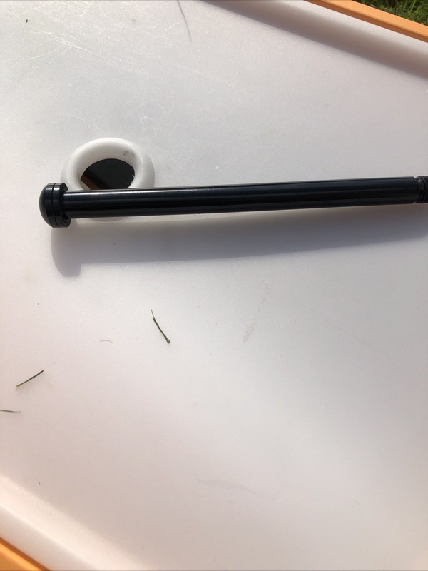 Thru Axle 12mm X 162mm P1.5 Front From Uk New