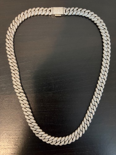 VVS 10MM CUBAN CHAIN *REAL MOISSANITE*