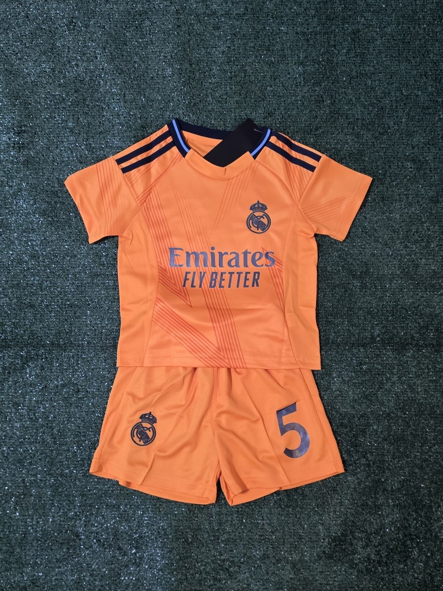 Bellingham 5/ Real Madrid Set/ Size Youth XXS (Code 18) ( 4-5