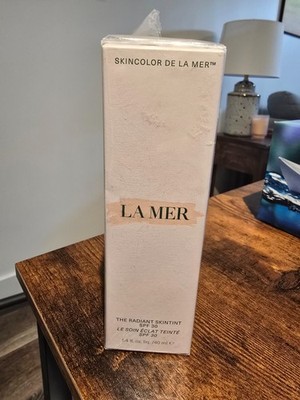 La Mer The Radiant Skin Tint Broad Spectrum SPF 30 - Light Medium