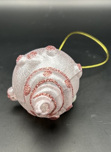 Pink Bejeweled Seashell Glitter Blown Glass Christmas Ornament Unbranded 3.5”H - Picture 8 of 11