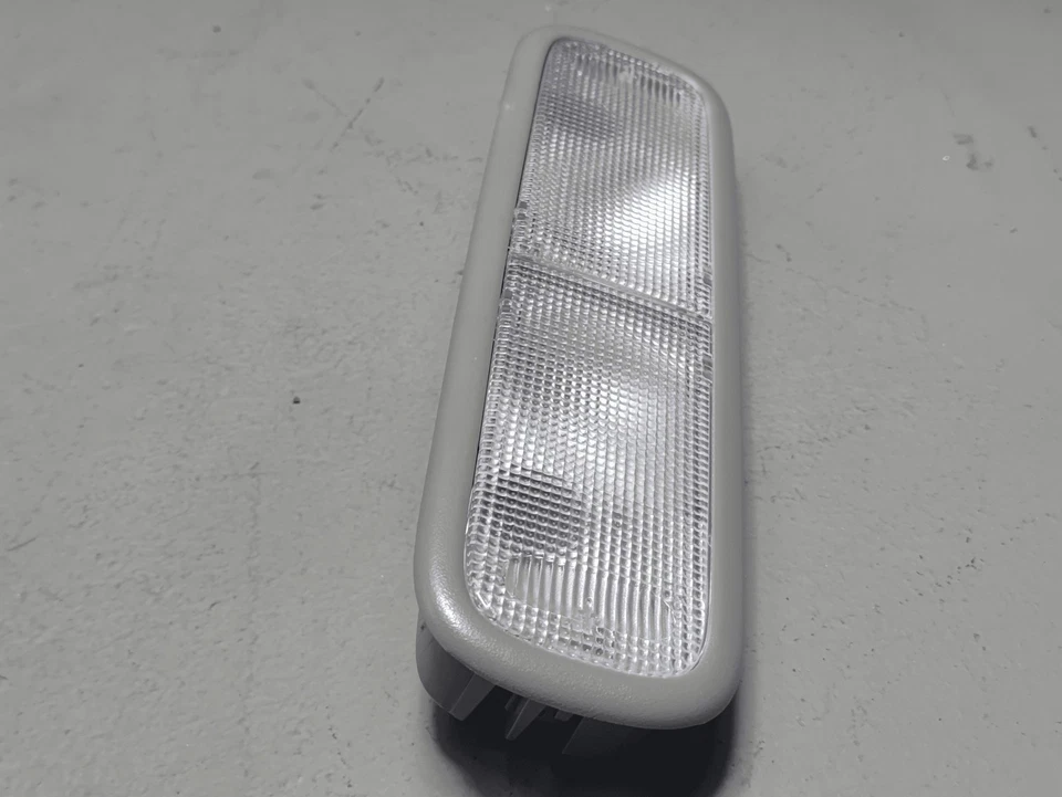 2016-2022 HONDA PILOT CENTER OVERHEAD DOME LAMP OEM - Image 3 of 4