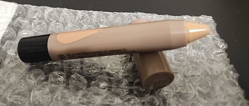 Corrector Crayón Josie Maran Argán Cremoso MEDIANO 1 GIRO MEDIANO 1 DIFÍCIL DE ENCONTRAR LEER Foto 2 de 3