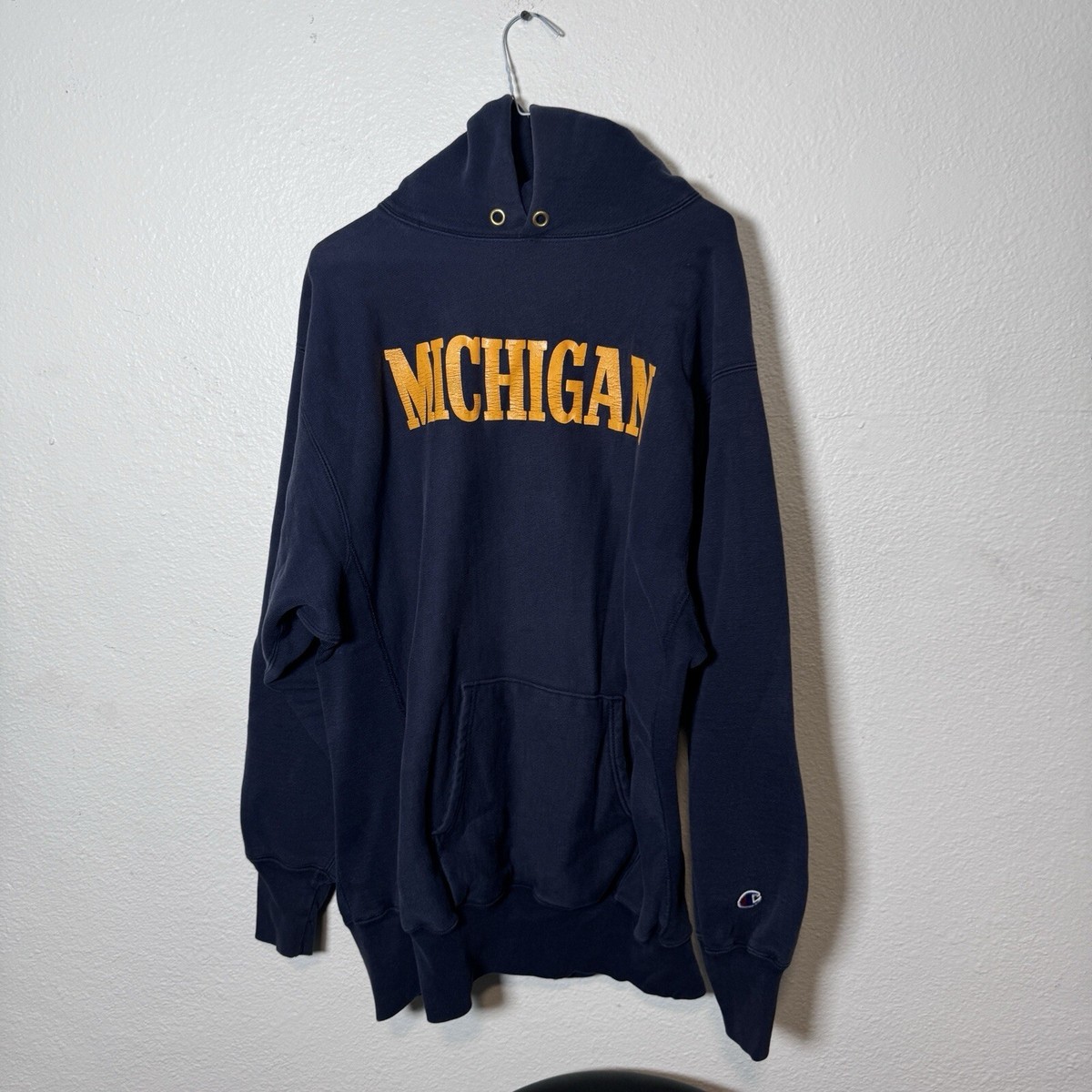 トップス 90s champion reverse weave Michigan Vintage 🔥 '90's Champion Michigan Reverse Weave Sweatshirt