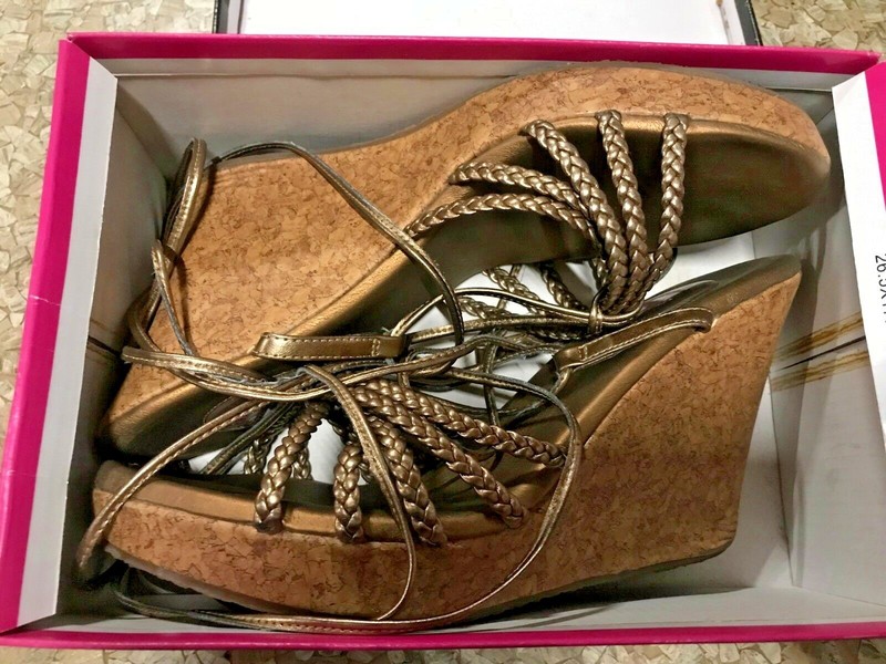 Torrid Bronze Lace up Wedge Sandals Shoes, perfect for summer, lace up calf, 11