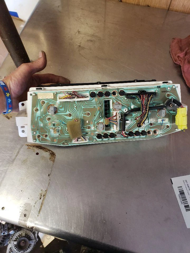 Velocímetro ISUZU RODEO 94 95 96 97 Foto 3 de 3