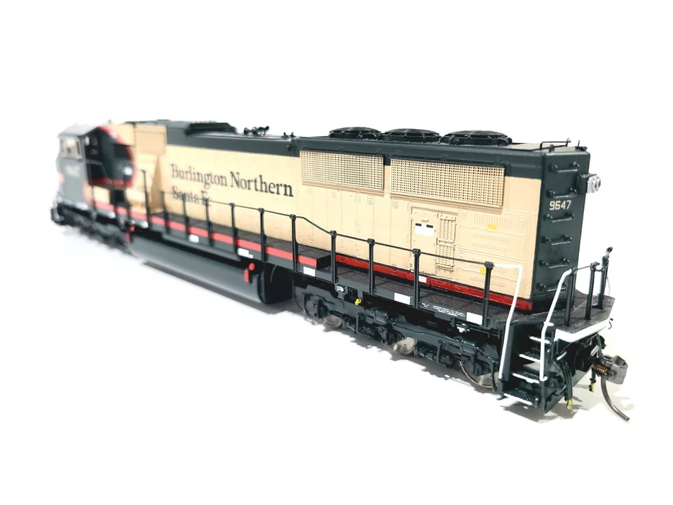 Overland OMI BNSF SD70MAC Burlington Northern Santa Fe #9647 HO Brass #6609.2 - Image 4 of 4