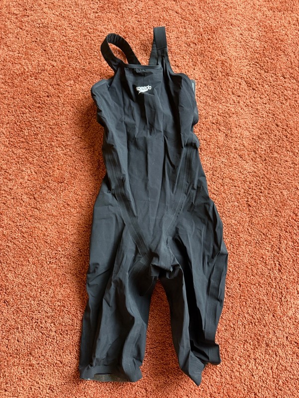 NWT Speedo Women's Fastskin LZR Pure Valor  Closed Back Size 24