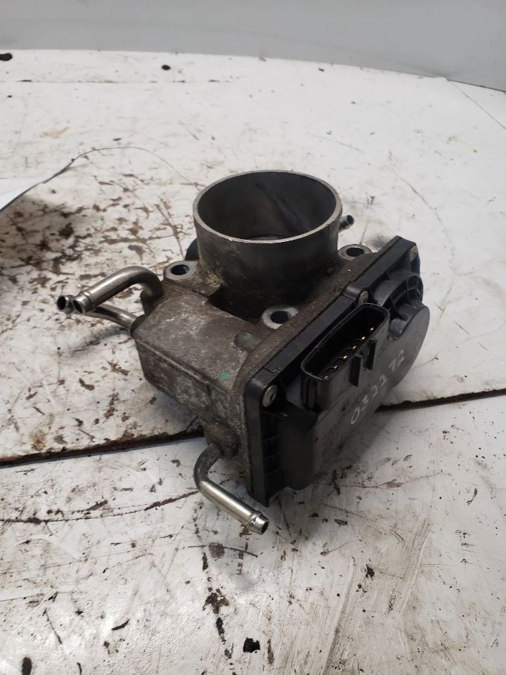 Corpo do acelerador 3,5L compatível com 03-04 PILOT 1369804 - Imagem 2 de 4