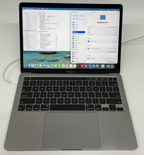 Apple MacBook Pro A2338 13,3" M1 16GB RAM 256GB SSD Grade C & leerer Akku