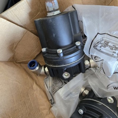 Fairchild 17132NNTR Vacuum Regulator- Lot Of 2