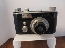 Perfex Twenty Two 35mm Camera,w/case