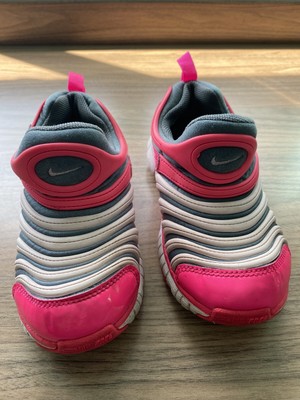 nike dynamo free trainers