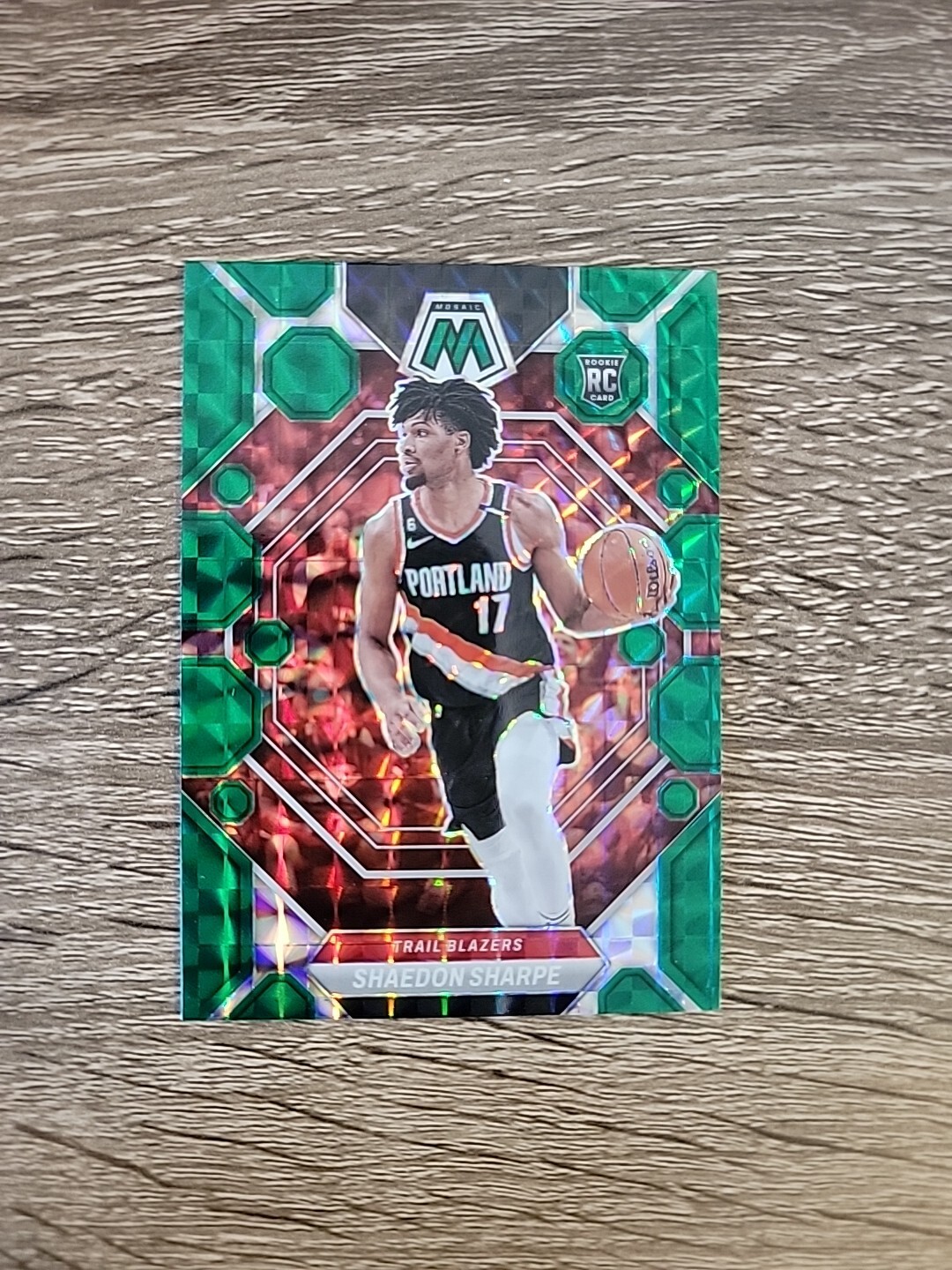 2022-23 Panini Mosaic Shaedon Sharpe Green Prizm #213 Rookie RC Trailblazers