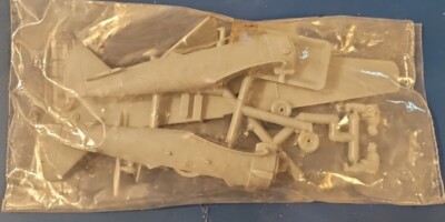 1/72 Vintage British Fighter Hawker hurricane mki model kit WWII Or At ...