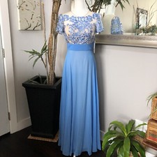 JS Collections Embroidered Illusion Bodice Short Sleeve Gown size 4