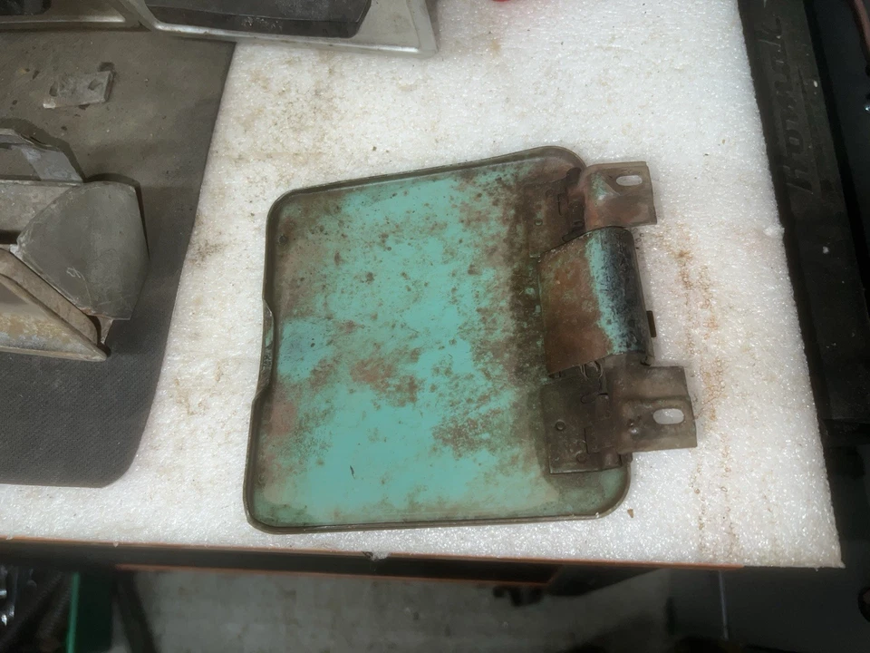 1960 1966 雪佛兰 GMC Suburban Carryall 燃气门 C10 K10 C30 阿帕奇雪佛兰 1961 — 第 4/4 张图片