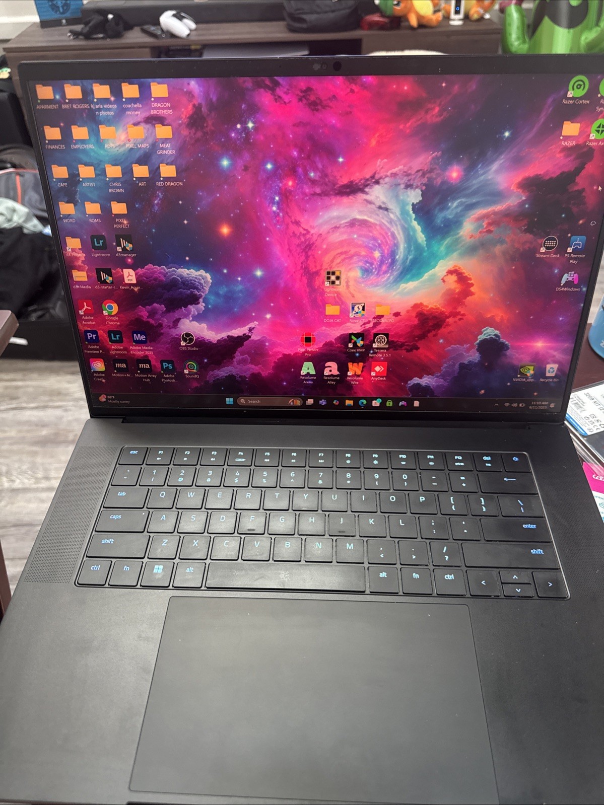 Razer Blade 16 240Hz FHD+ 2.2GHz i9-13950HX 32GB 1TB/1TB SSD RTX 4090 Excellent