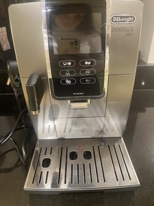 De'Longhi Dinamica Plus Kaffeevollautomat schwarz ECAM370.70.B