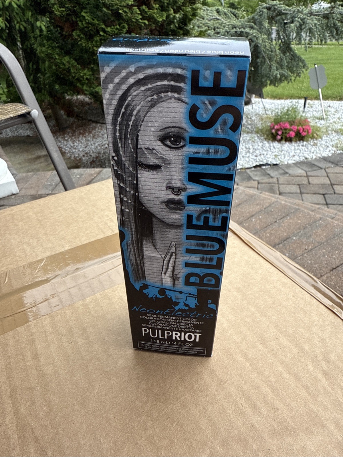 4 Oz Blue Muse