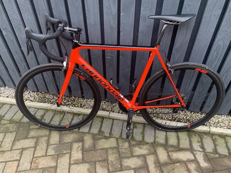 Cannondale Supersix evo hi mod with Sram red groupset