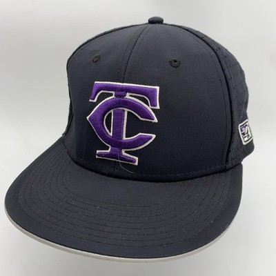 TC Wolf Logo Hat Cap Fitted Mens Large Black Baseball Team The Game Pro