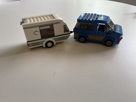 LEGO CITY: Van & Caravan (60117)