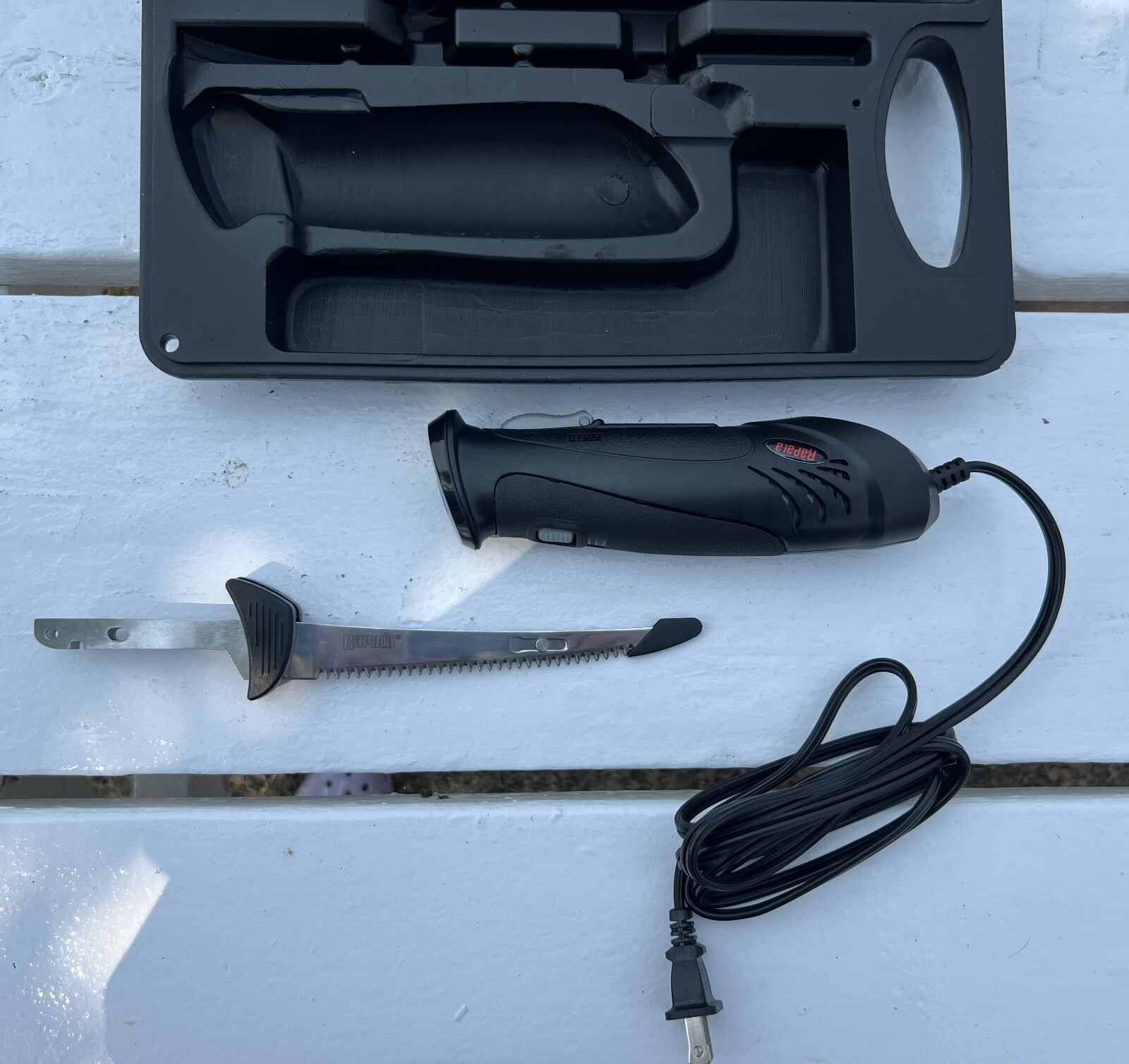 RAPALA Electric Fillet Knife Set with Hard Case & One Set of 7" Blades