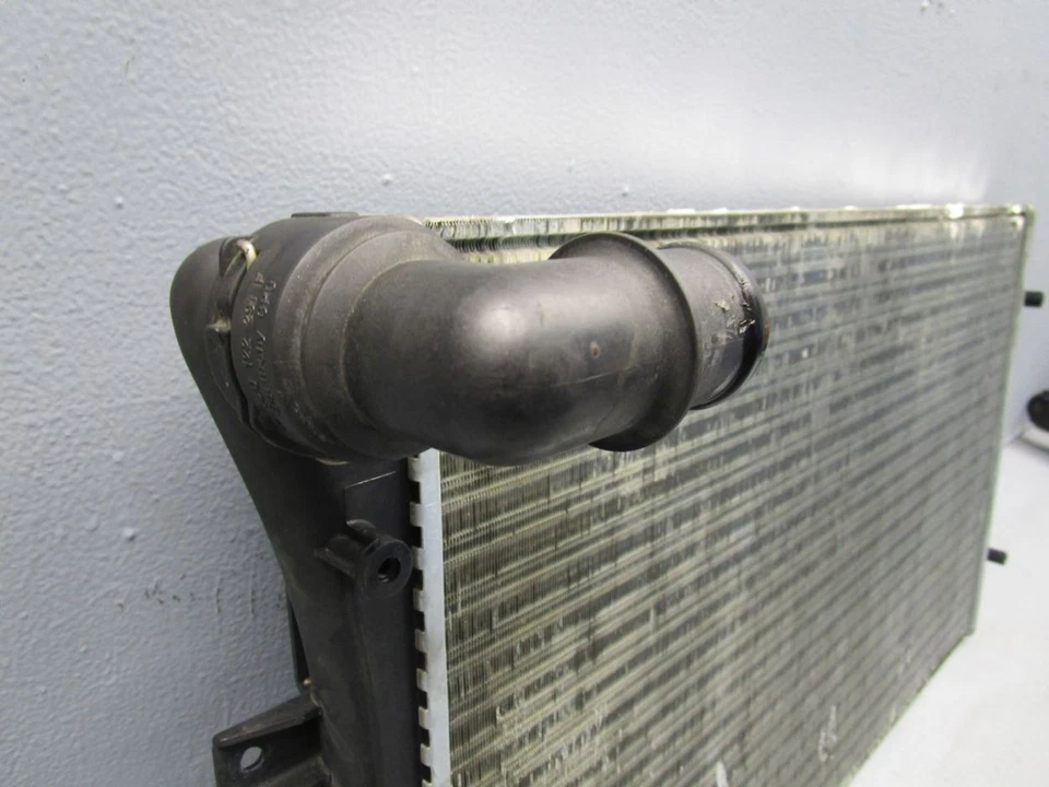 Kühler Wasserkühler für VW  TOURAN (1T1, 1T2) 70823077 8MK376726-704 CR761000S - Image 4 of 4