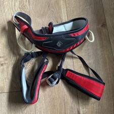Black Diamond Wiz Kid Harness KIDS One Size 19&rdquo; - 25&rdquo; 48cm-64cm Fire Red RM