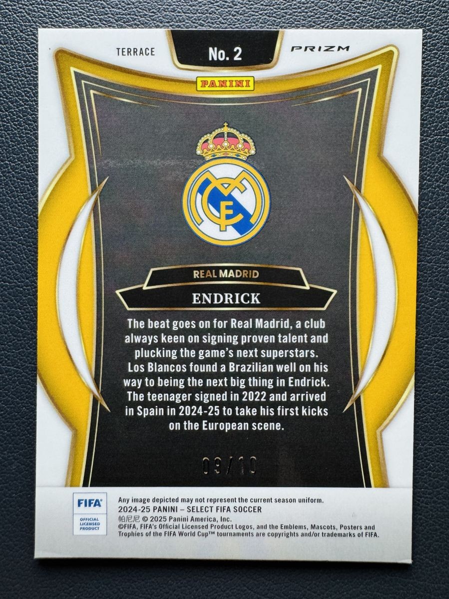 2024-25 Panini Select FIFA Soccer Vini Vinicius Jr #2 GOLD Prizm 09/10 view 2
