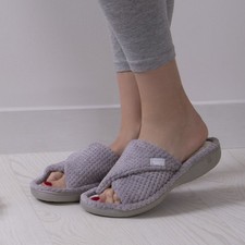 Totes Womens Slippers Grey Adults Ladies Mule PillowStep Popcorn Turnover SIZE