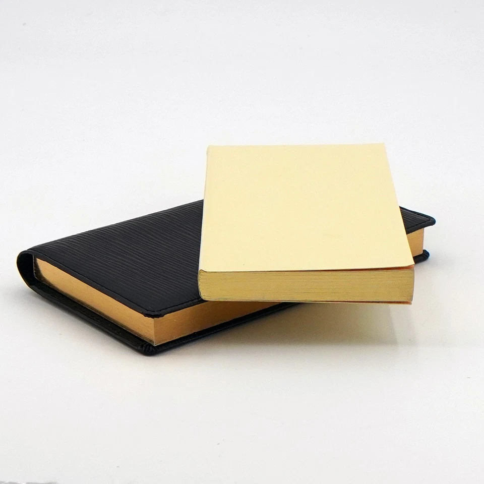 Funda para cuaderno Louis Vuitton / con páginas Foto 3 de 3