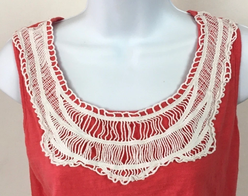 Top Lizwear para mujer talla S coral con ribete de encaje blanco en el escote sin mangas Foto 2 de 4