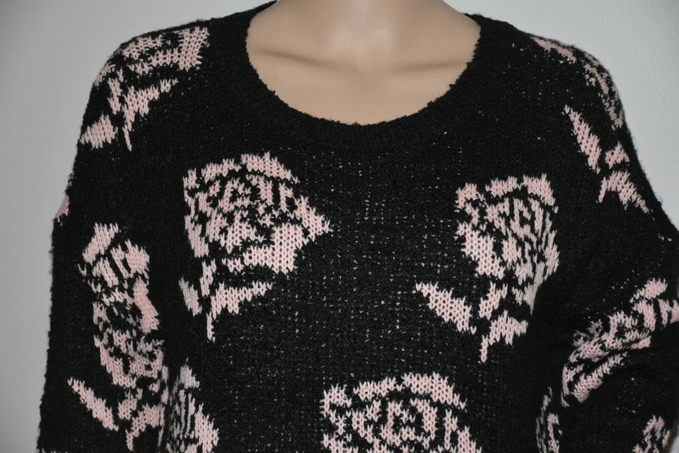 NUEVO CON ETIQUETAS MATERIAL NIÑA S M NEGRO ROSA FLORAL TEJIDO ACRÍLICO SUÉTER MACY'S ROSE $50 Foto 2 de 4
