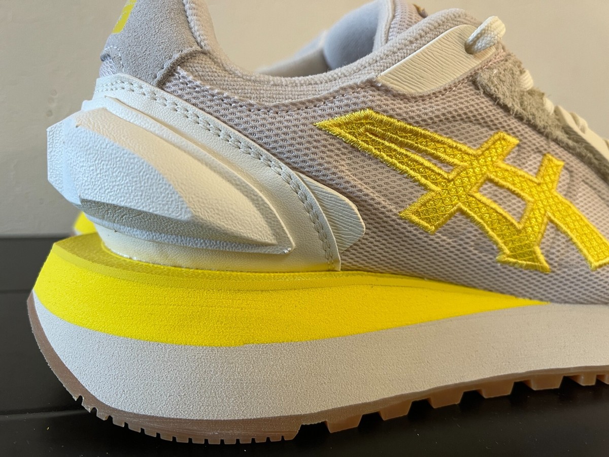 Onitsuka Tiger MOAGE CO ( BEIGE/YELLOW ) 1183B555.250 Unisex Onitsuka Tiger MOAGE CO ( BEIGE/YELLOW ) 1183B555.250 Unisex