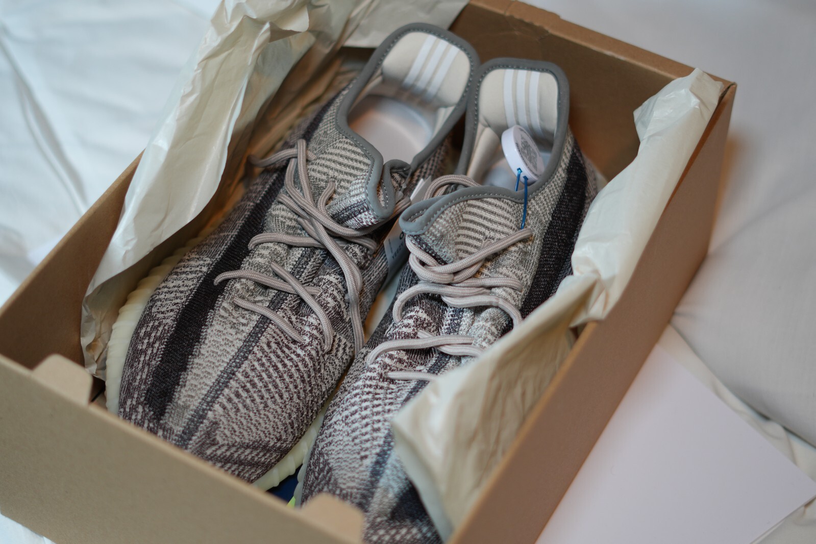 Adidas Yeezy Boost 350 V2 Zyon UK size 13 BNIB, never worn. With OG Tags image 5