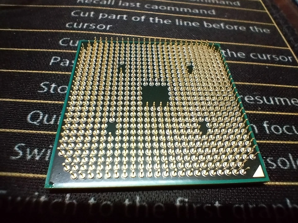 Athlon II P320 CPU Processor AMP320SGR22GM 2.1 GHz 1600 MHz Socket laptop - Immagine 3 di 4