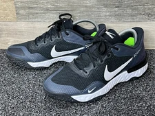 Nike Alpha Huarache Elite 3 Turf Women's Softball Shoes Size 9 CU8403-001 RARE