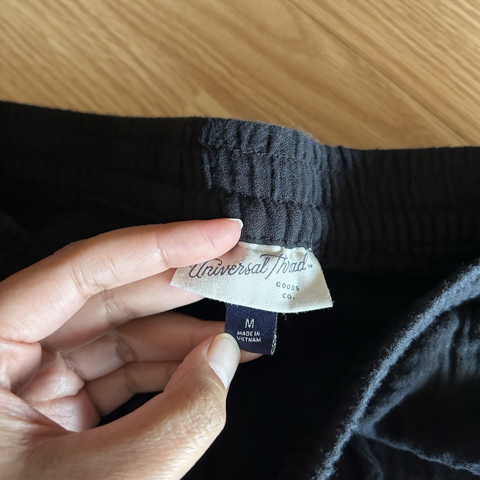 Universal Thread Black Casual Split End Skirt Med… - image 4