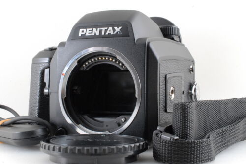 [MINT] Pentax 645NII Medium Format Film Camera Body w/ 120 Film Back From JAPAN - Afbeelding 1 van 16