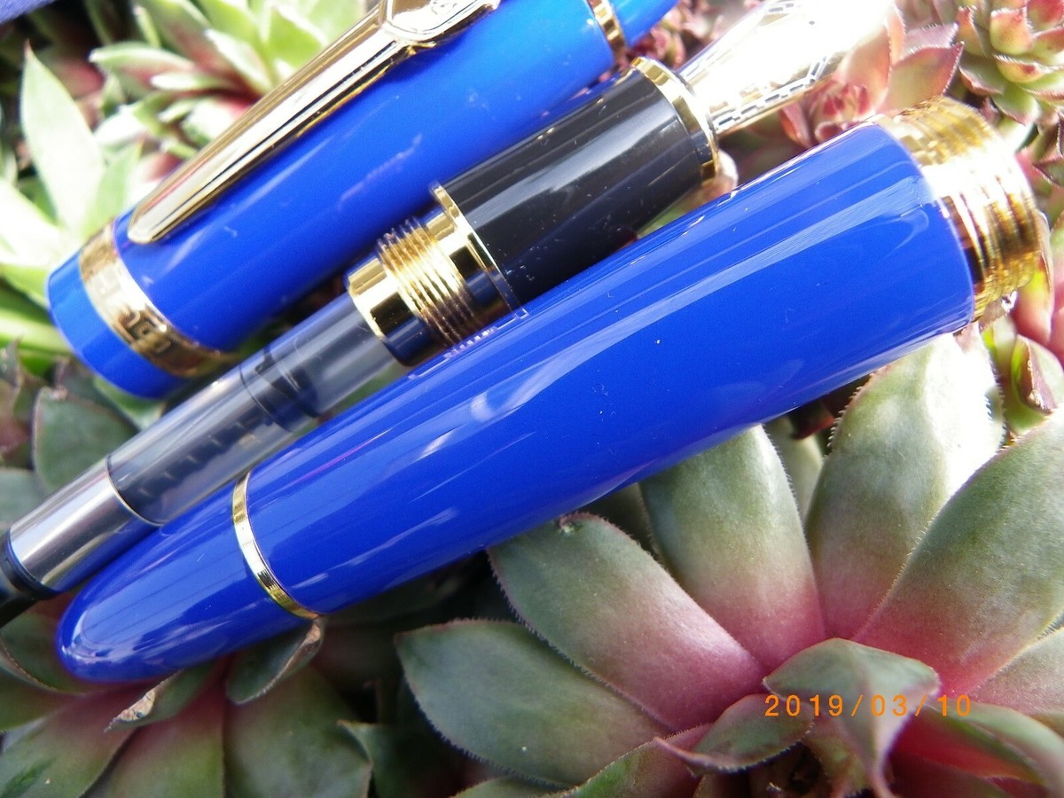 Stylo Plume Jinhao Laqué Bleu - Plume 18KGP - Neuf De Stock Avec étui Velours Bleu - Idée Cadeau