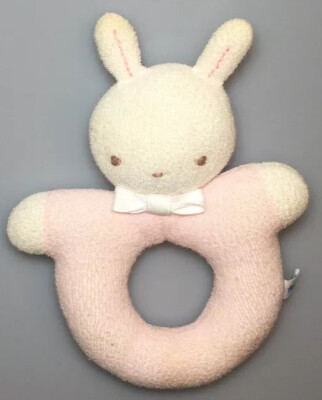 Familiar Brand Pink BUNNY RABBIT Ring RATTLE PLUSH Soft Baby TOY 6 