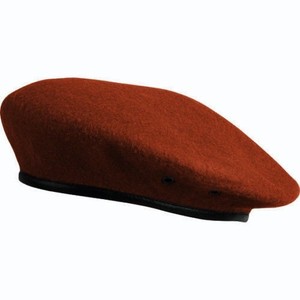 beret russe