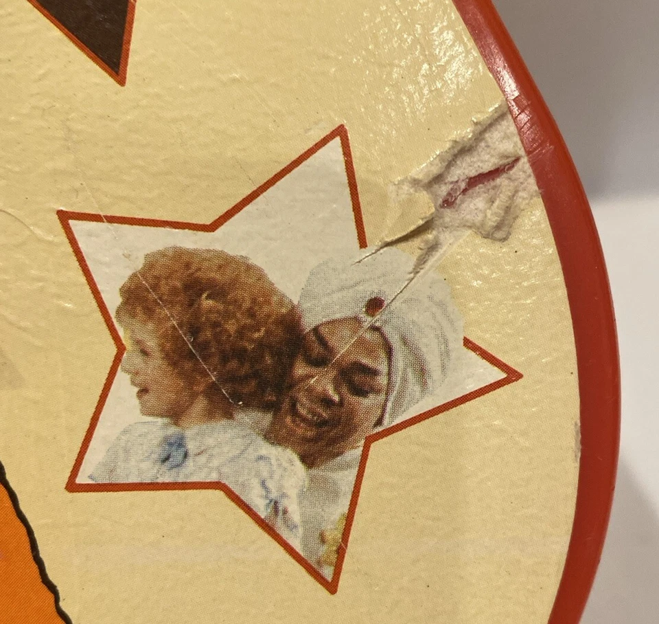 "Guitarra de juguete Little Orphan Annie Tribune Co Syndicates Columbia Pictures 21"" de largo" Foto 4 de 4