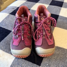 Merrell Girls Size 1.5 Kids Pink Hiking Boots High top Waterproof Outdoors Play