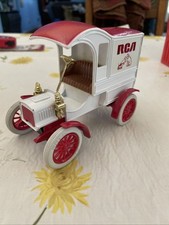 Ertl Diecast Vehicle Bank 1:25 - 1905 Ford's First Delivery Car - RCA