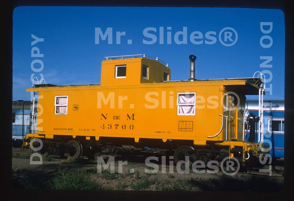 Original Slide NdeM Nacionales de Mexico Fresh Paint Caboose 43760 In 1994 - Image 1 of 1