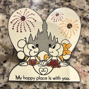 Disney Mickey Mouse Valentine's Day Glitter Pin My Happy Place Single 2017