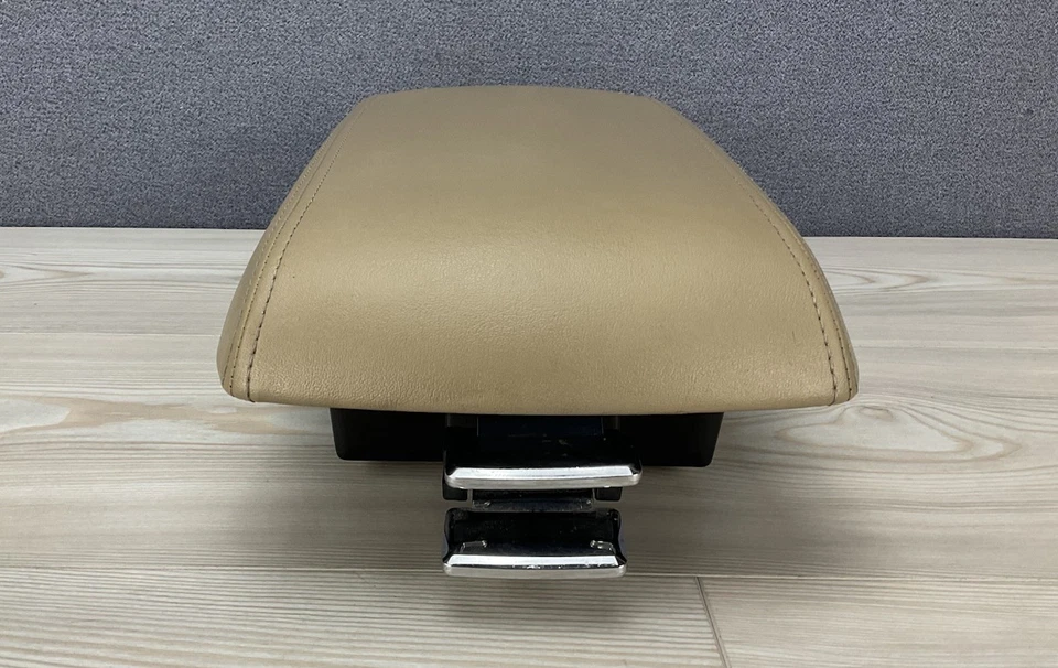 ♦️Lincoln MKX 2007-2010 tapa/reposabrazos cuero tostado para consola central. ¡Envío gratis! Foto 2 de 4